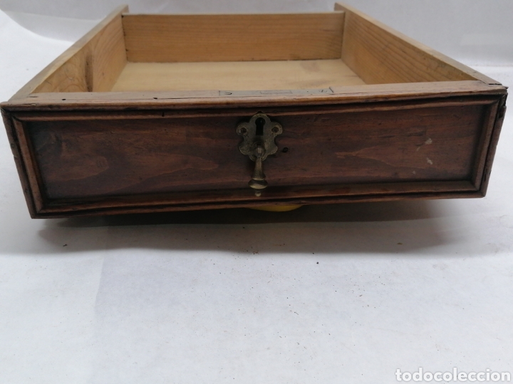 Antig&uuml;edades: Caj&oacute;n de mesa - Foto 2