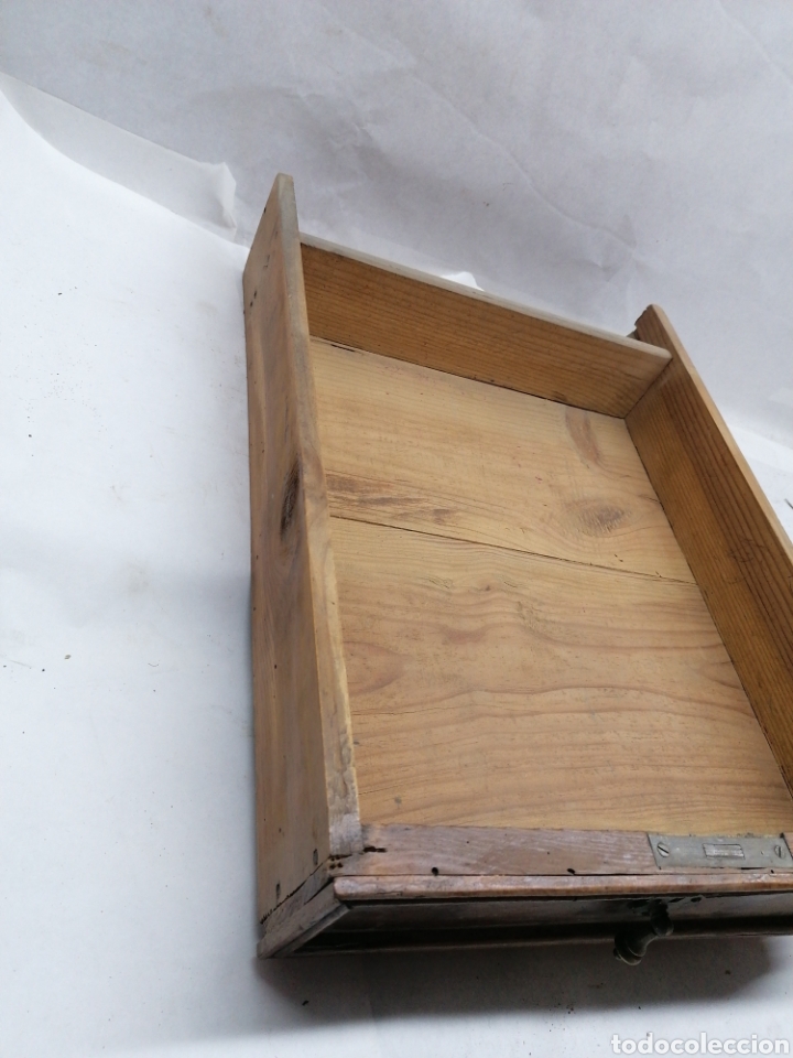 Antig&uuml;edades: Caj&oacute;n de mesa - Foto 3