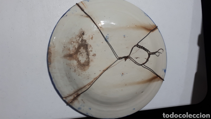 Antig&uuml;edades: Antiguo plato de Manises 31 cm - Foto 5