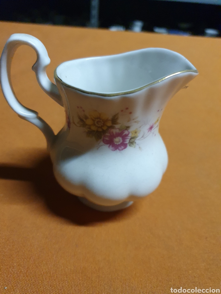 Antig&uuml;edades: Lechera Porcelana - Foto 1