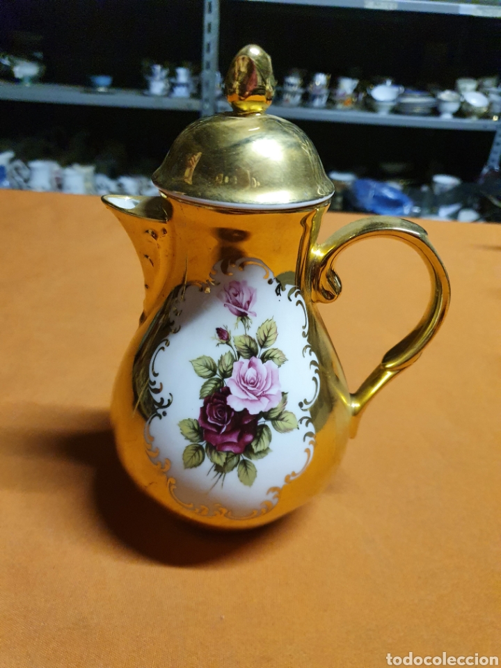 Antig&uuml;edades: Cafetera Porcelana - Foto 1