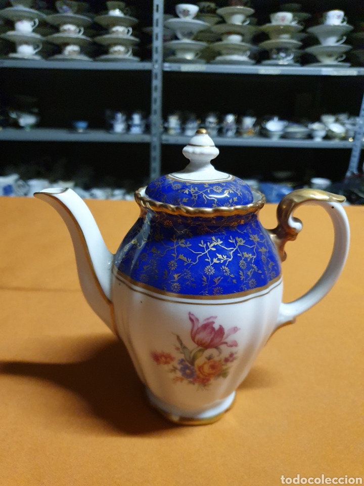 Antig&uuml;edades: Cafetera Porcelana - Foto 1