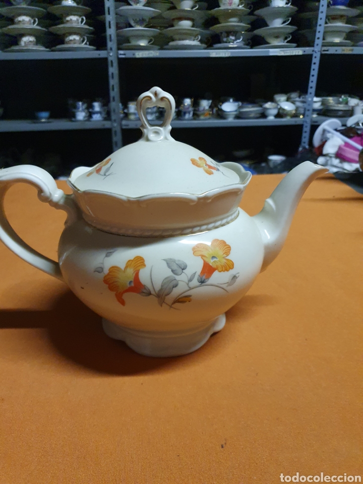 Antig&uuml;edades: Tetera Porcelana - Foto 1