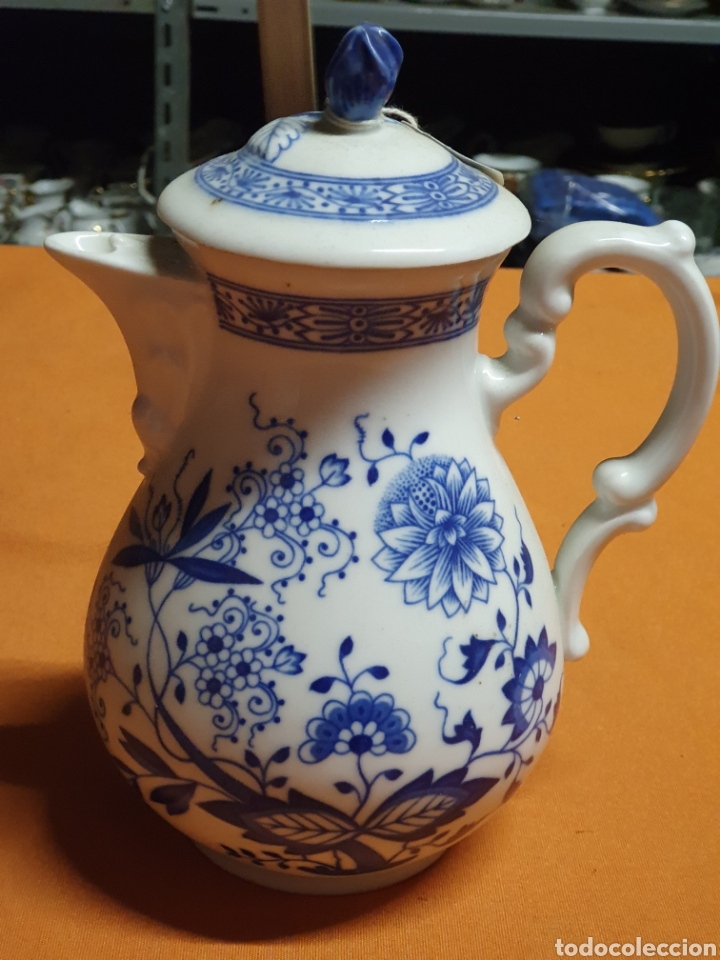 Antig&uuml;edades: Cafetera Porcelana - Foto 1
