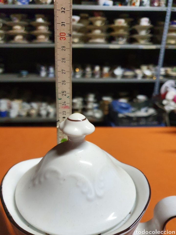 Antig&uuml;edades: Cafetera Porcelana - Foto 2