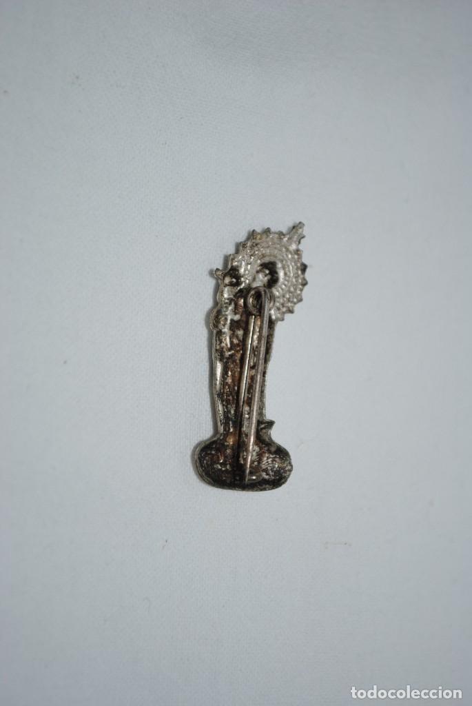 Antig&uuml;edades: BROCHE DE LA VIRGEN CON NI&Ntilde;O - Foto 2