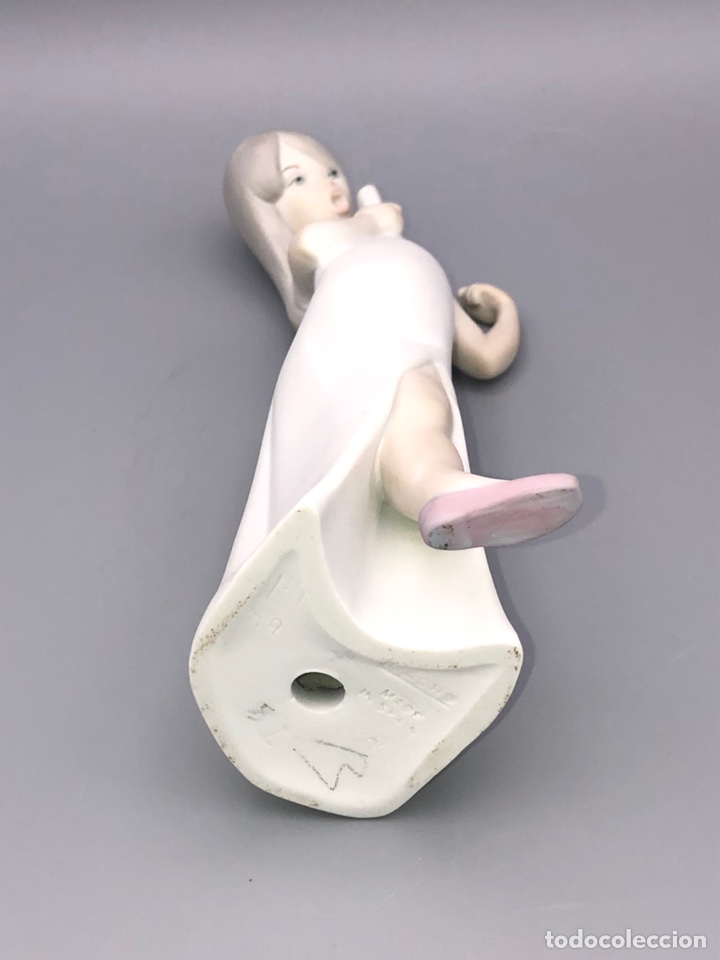 Antig&uuml;edades: REF: 01014612 &ldquo;NI&Ntilde;A YE-YE&rdquo; LLADR&Oacute; - Foto 8