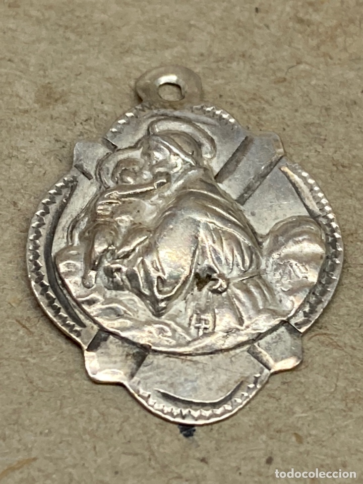 Antig&uuml;edades: Colgante de plata religioso - Foto 1