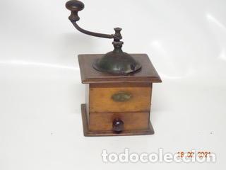 Antig&uuml;edades: ANTIGUO MOLINILLO DE CAFE PEUGEOT CON MANIVELA (MANUAL)