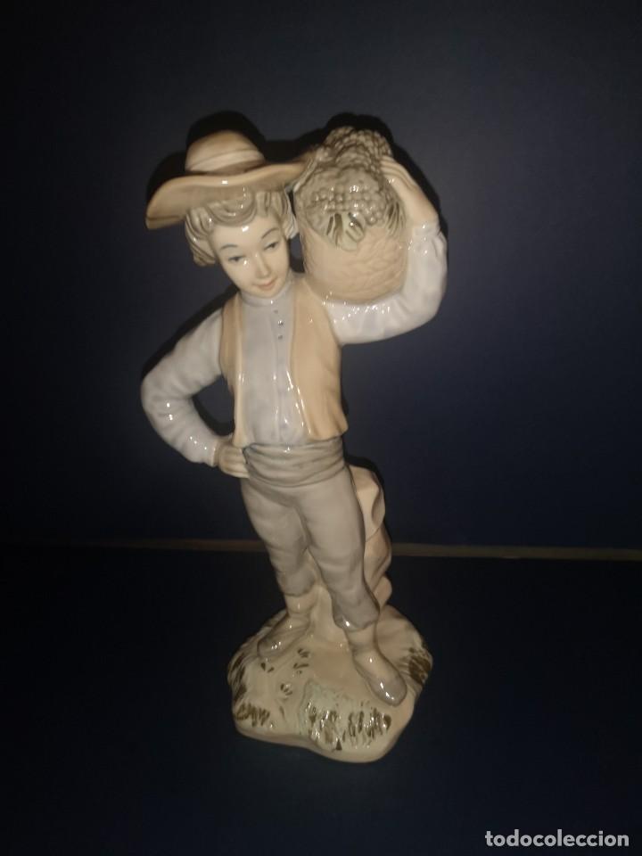Antiquit&eacute;s: Figura de porcelana Sanbo