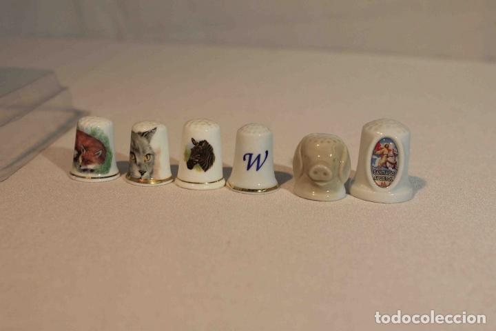 Antig&uuml;edades: SET DE 25 DEDALES PORCELANA - Foto 3