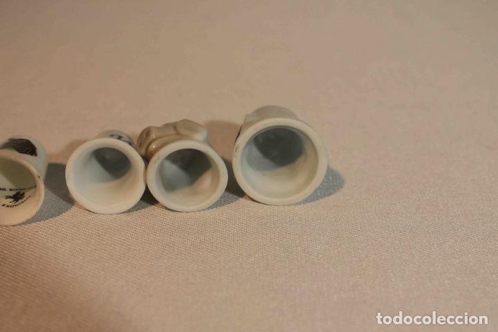 Antig&uuml;edades: SET DE 25 DEDALES PORCELANA - Foto 4