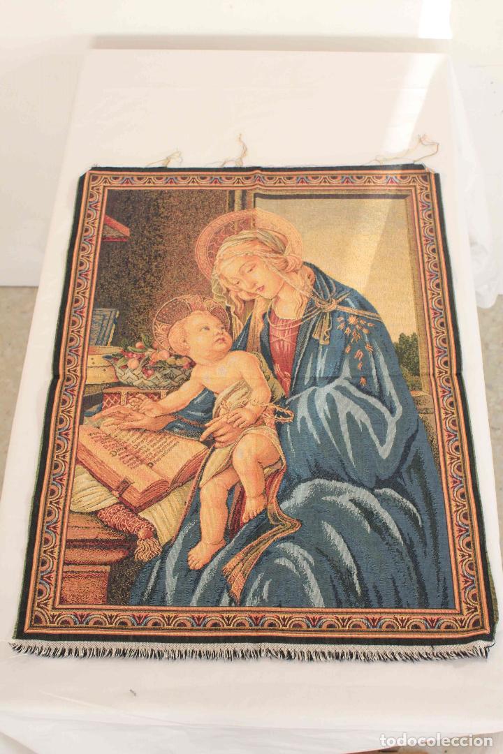 Antig&uuml;edades: TAPIZ VIRGEN CON NI&Ntilde;O &nbsp;&nbsp;&nbsp;&nbsp;&nbsp;&nbsp;&nbsp;&nbsp;&nbsp;&nbsp;&nbsp;&nbsp;&nbsp;&nbsp;&nbsp;&nbsp; - Foto 1