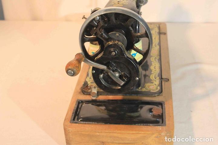 Antig&uuml;edades: MAQUINA COSER SOBREMESA - Foto 6