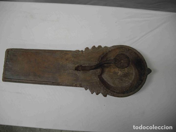 Antig&uuml;edades: PORTAVELAS MADERA HIERRO 18 - Foto 3