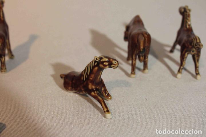 Antig&uuml;edades: SET 8 CABALLOS PORCELANA &nbsp;&nbsp;&nbsp;&nbsp;&nbsp;&nbsp;&nbsp;&nbsp;&nbsp;&nbsp;&nbsp;&nbsp;&nbsp; - Foto 6
