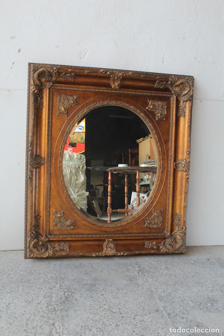 Antig&uuml;edades: espejo de madera y resina - Foto 3