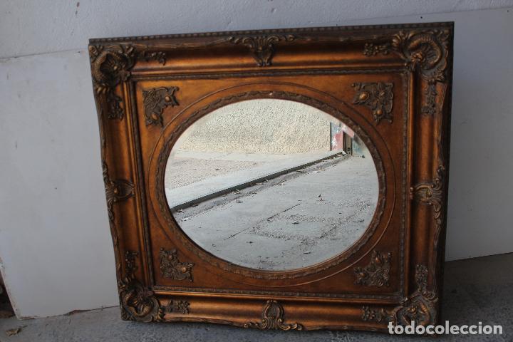 Antig&uuml;edades: espejo de madera y resina - Foto 11