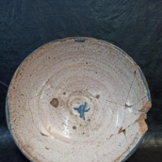 Antigüedades: ANTIGUA FUENTE DE CERÁMICA DE OLIVARES. ZAMORA. C19. Lote 242253015