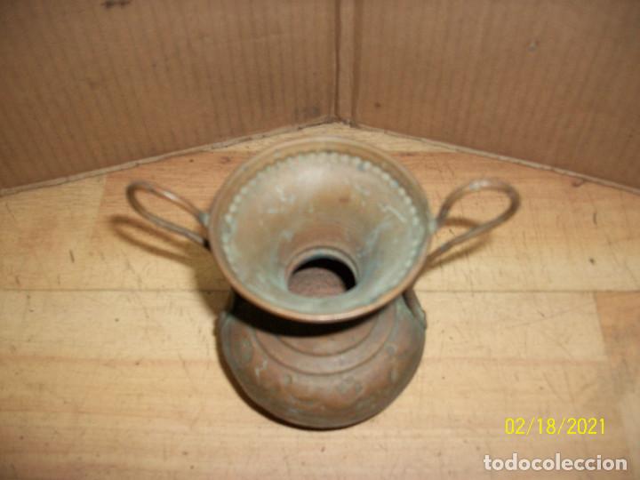 Antig&uuml;edades: ANTIGUO JARRON DE COBRE - Foto 2