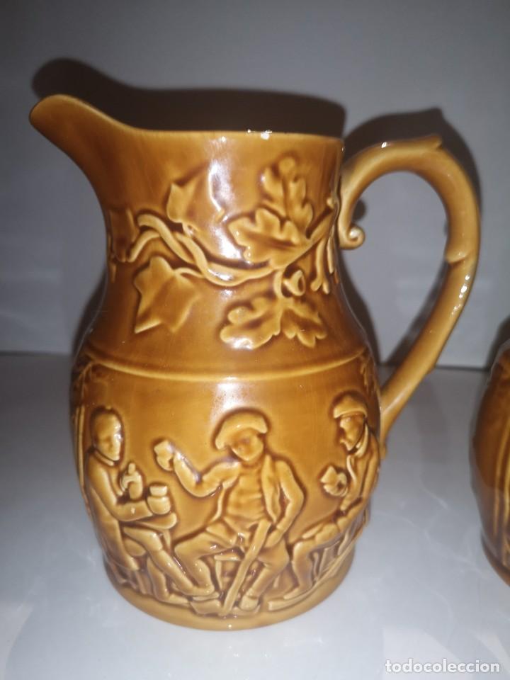 Antig&uuml;edades: Jarra cer&aacute;mica con 4 jarritas - Foto 3