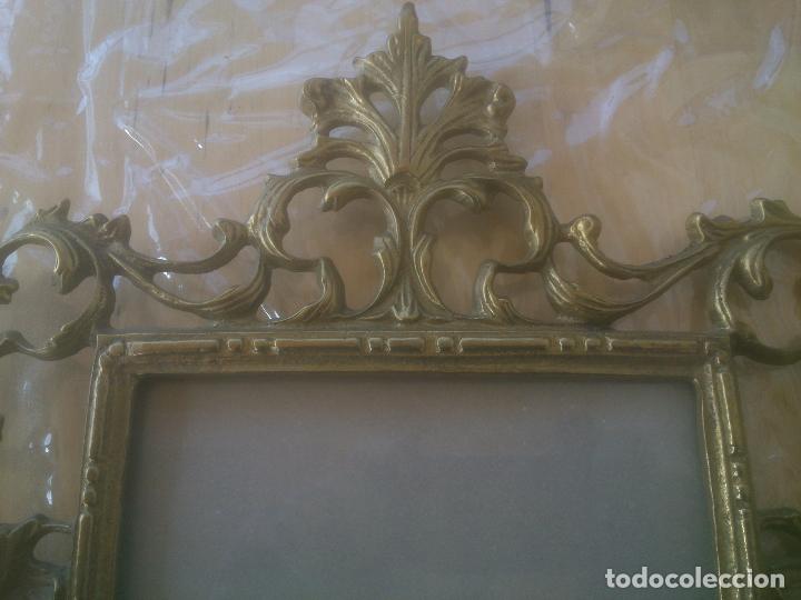 Antig&uuml;edades: ANTIGUO PORTAFOTOS DE BRONCE - Foto 2