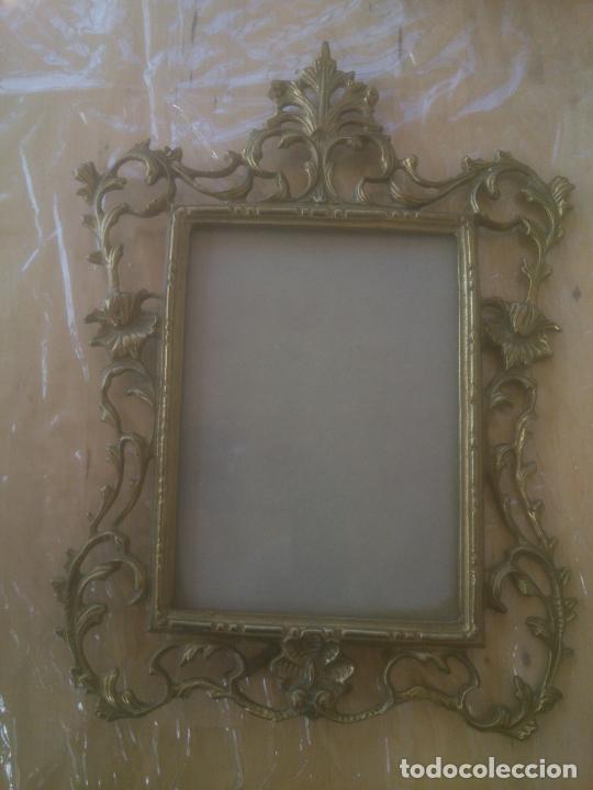 Antig&uuml;edades: ANTIGUO PORTAFOTOS DE BRONCE - Foto 1
