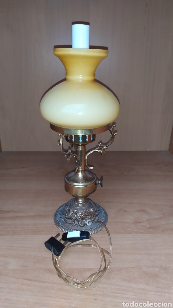 Antig&uuml;edades: Lampara de mesa Antigua - Foto 1