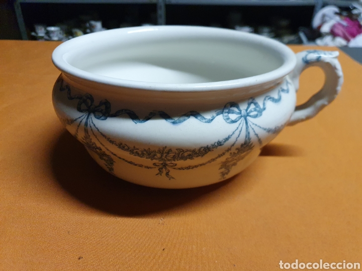 Antig&uuml;edades: Orinal de Porcelana - Foto 1