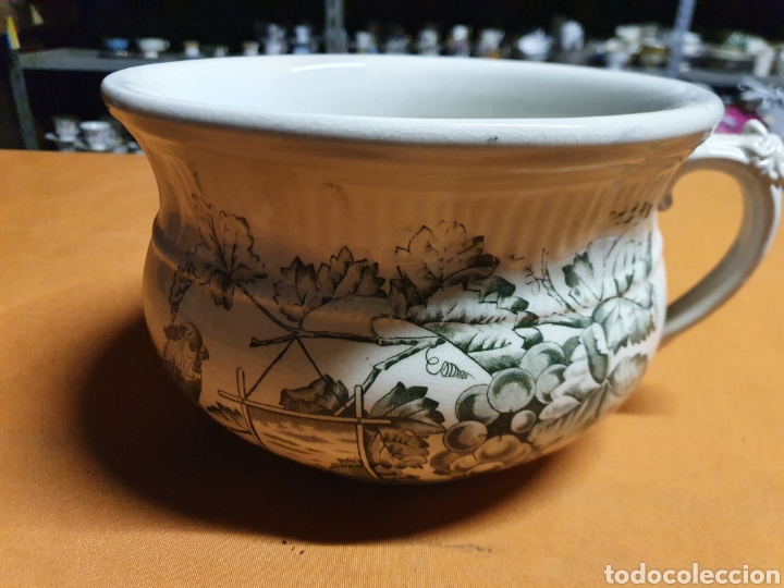 Antig&uuml;edades: Orinal de Porcelana - Foto 1