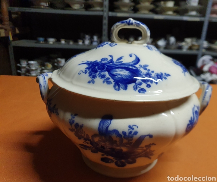 Antig&uuml;edades: Sopera Porcelana - Foto 1