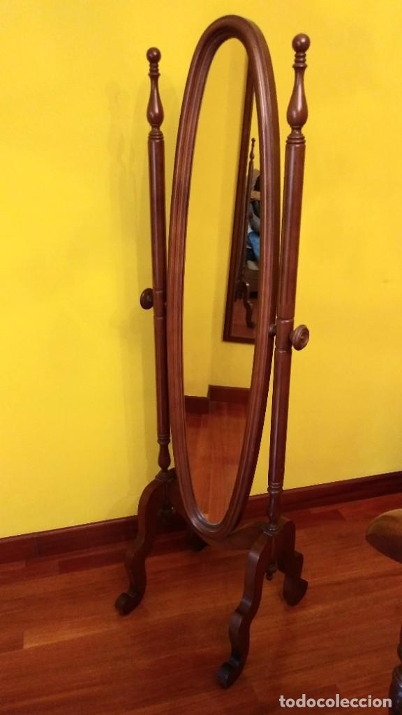 Antig&uuml;edades: ESPEJO DE PIE EN MADERA - Foto 2