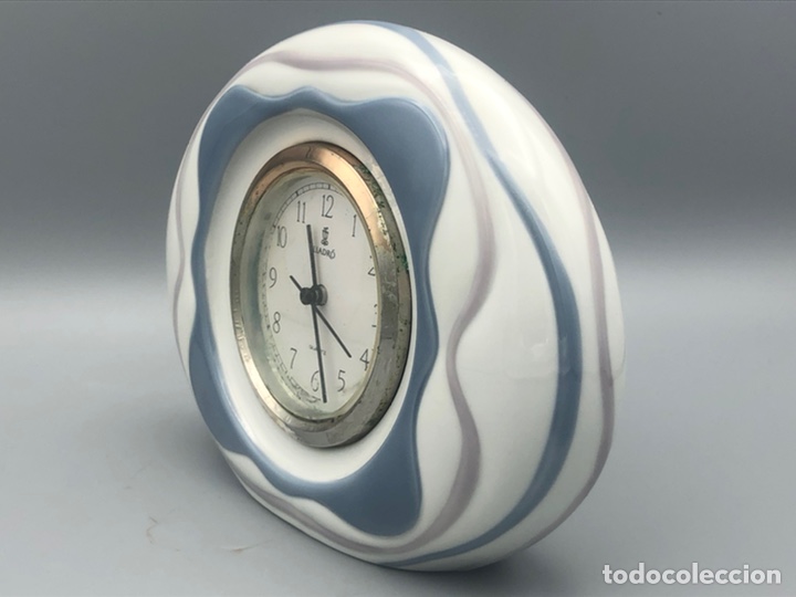 Antig&uuml;edades: REF: 01005653.1 &ldquo;RELOJ ENRAMADO GRANDE&rdquo; LLADR&Oacute; - Foto 2