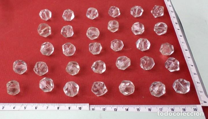 Antig&uuml;edades: 32 piezas de cristal de l&aacute;mpara - Foto 2