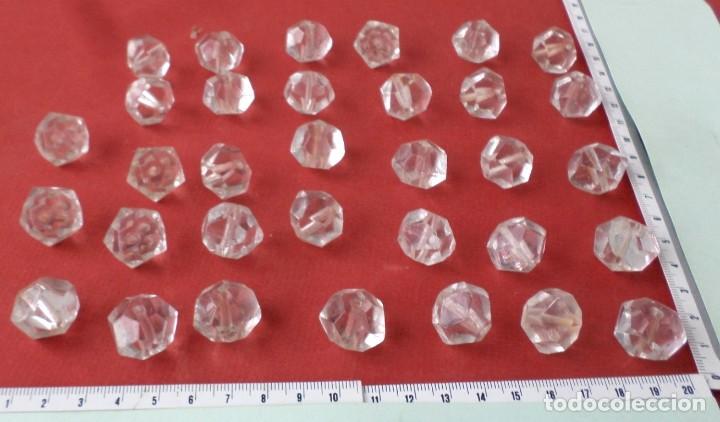 Antig&uuml;edades: 33 piezas de cristal de l&aacute;mpara - Foto 2