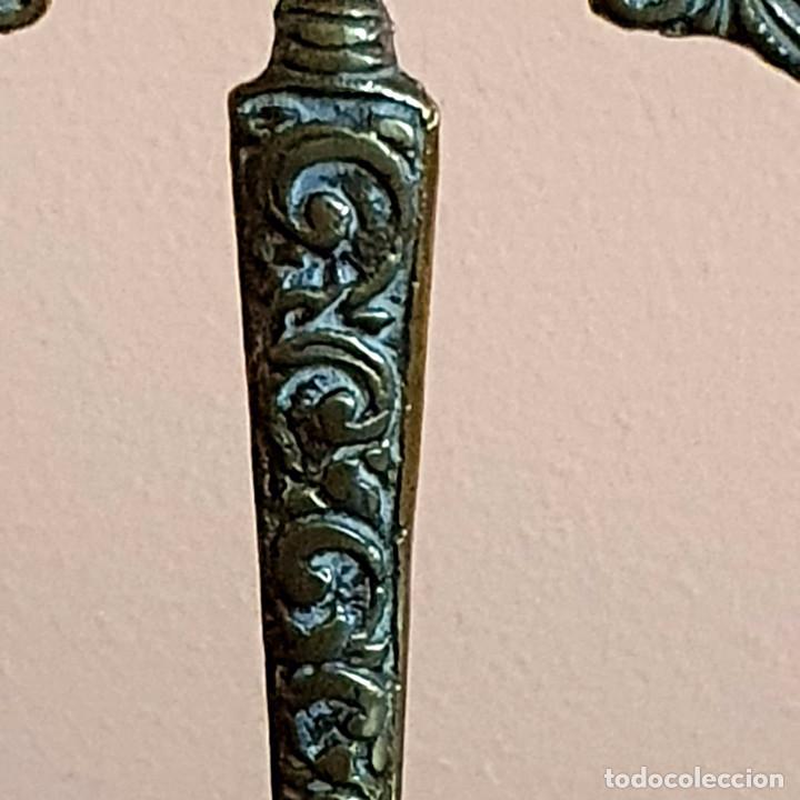 Antig&uuml;edades: ANTIGUO CANDELABRO DE BRONCE - Foto 4
