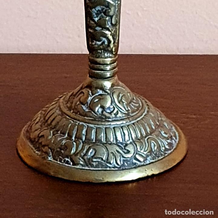 Antig&uuml;edades: ANTIGUO CANDELABRO DE BRONCE - Foto 5