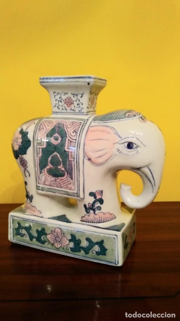 Antig&uuml;edades: ELEFANTE DE PORCELANA - Foto 1