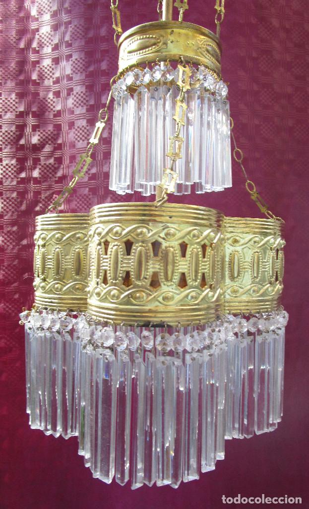Antigüedades: MARAVILLOSA LAMPARA ANTIGUA AÑOS 30 EN LATON Y CRISTAL - Foto 2 - 243296300
