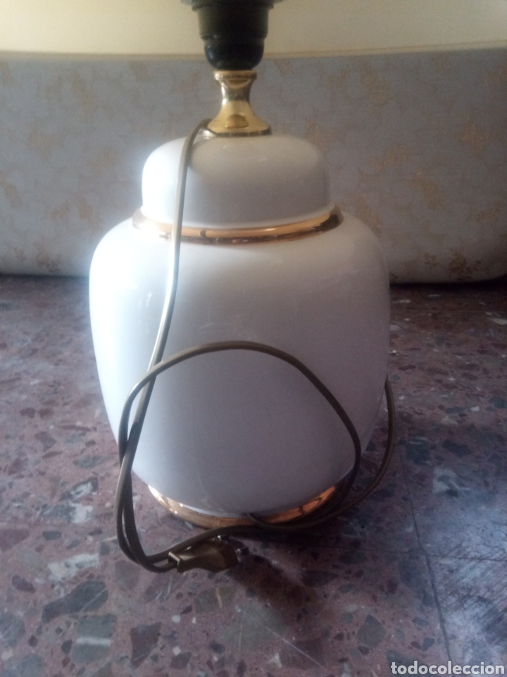 Antig&uuml;edades: Lampara de mesa - Foto 2