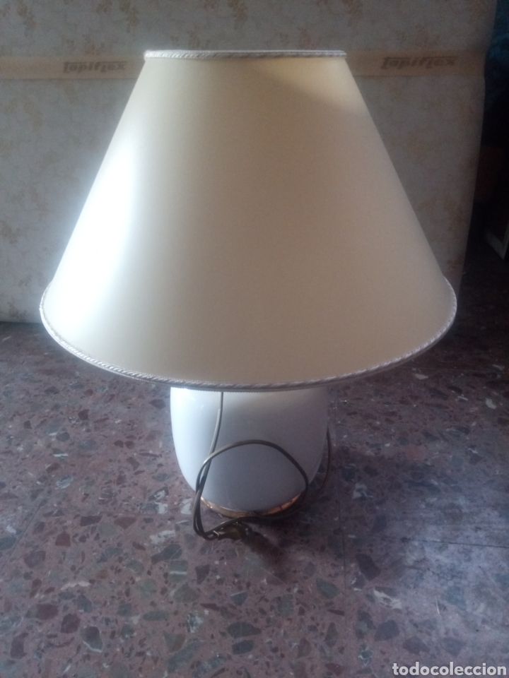 Antig&uuml;edades: Lampara de mesa - Foto 1