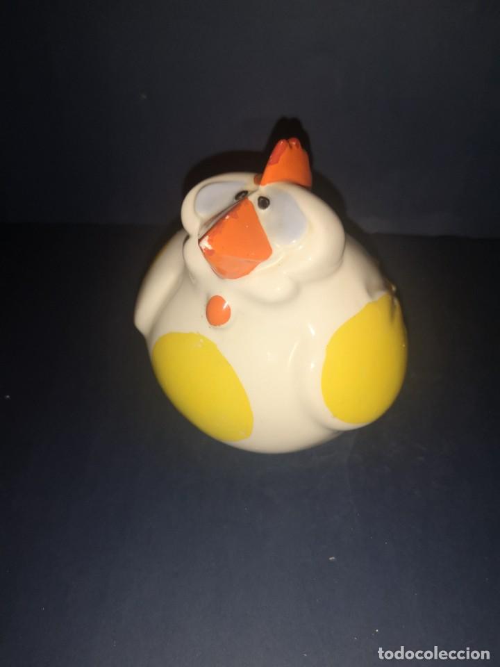 Antig&uuml;edades: Hucha de gallina de Porcelana - Foto 1