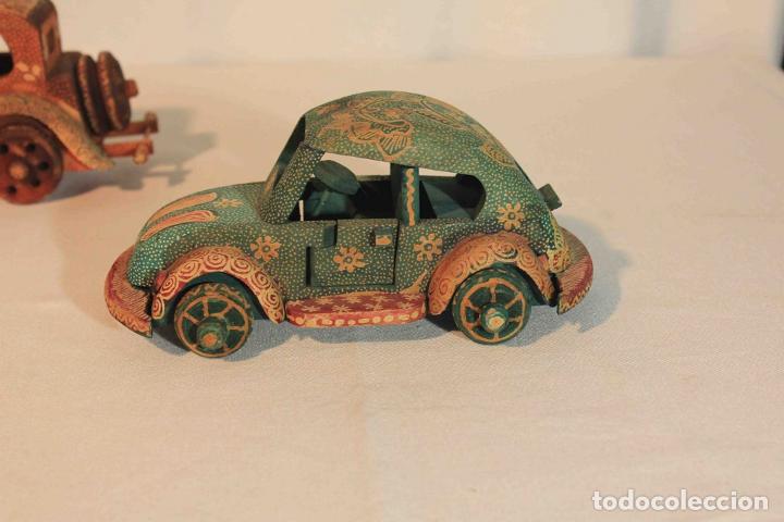 Antig&uuml;edades: SET 3 MAQUETAS AUTOS MADERA - Foto 3