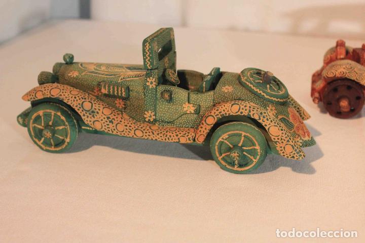 Antig&uuml;edades: SET 3 MAQUETAS AUTOS MADERA - Foto 5