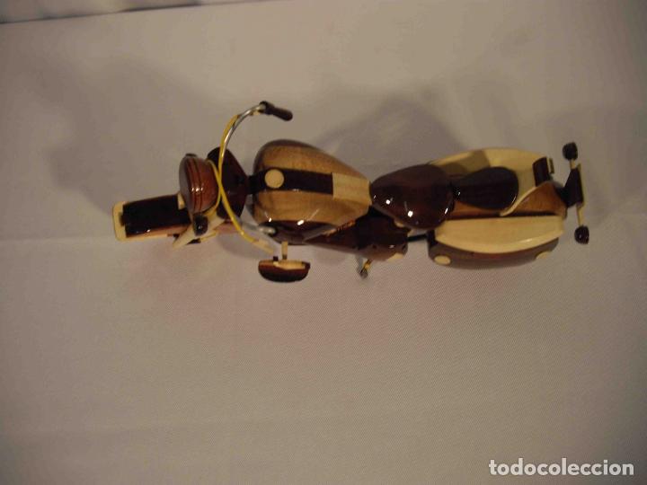 Antig&uuml;edades: FIGURA MADERA MOTO 19 - Foto 2