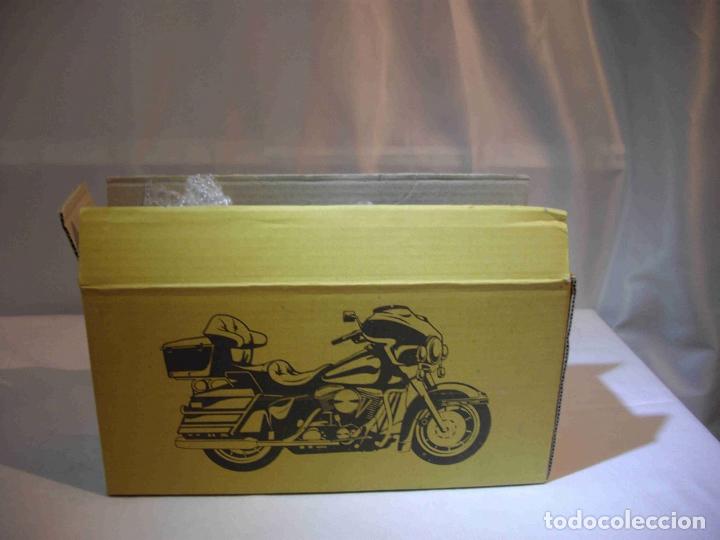Antig&uuml;edades: MOTO HARLEY MADERA 17 - Foto 1