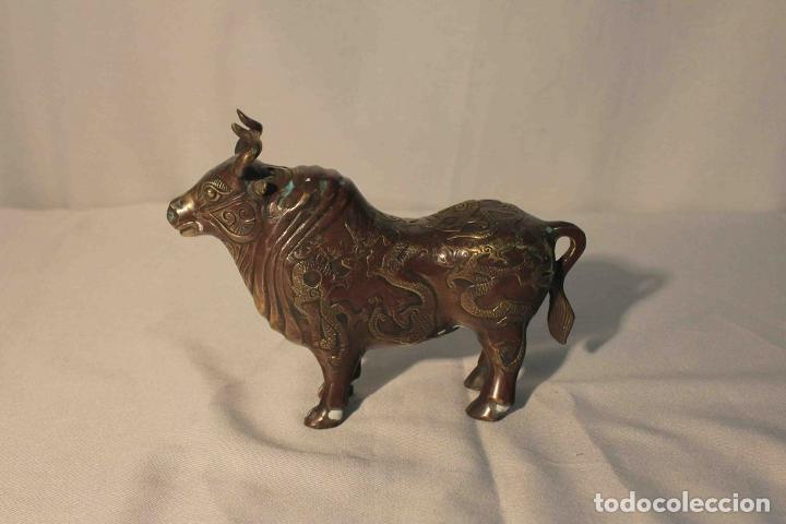 Antig&uuml;edades: FIGURA BUEY METAL - Foto 1