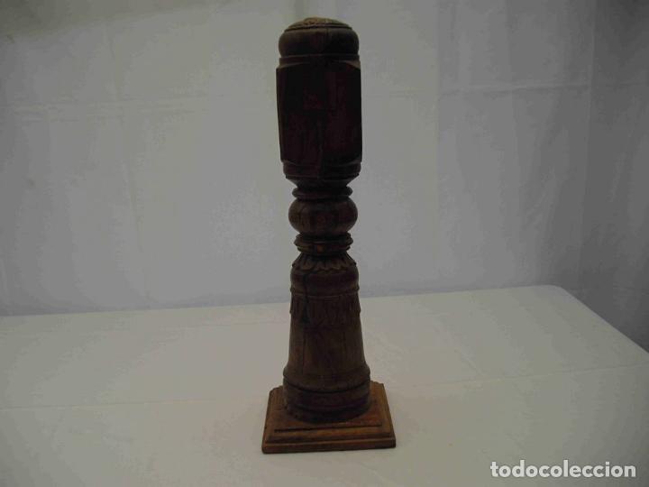 Antig&uuml;edades: COLUMNA PEQUE&Ntilde;A MADERA 48 - Foto 1