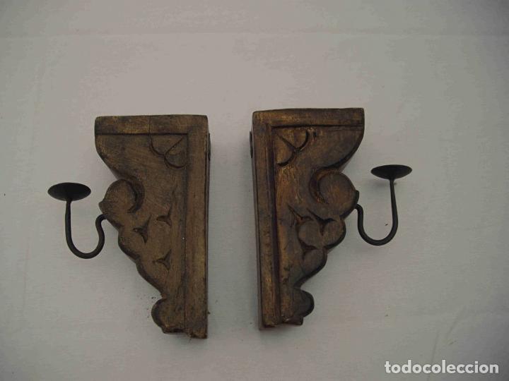 Antig&uuml;edades: PORTAVELAS MADERA PAREJA - Foto 2