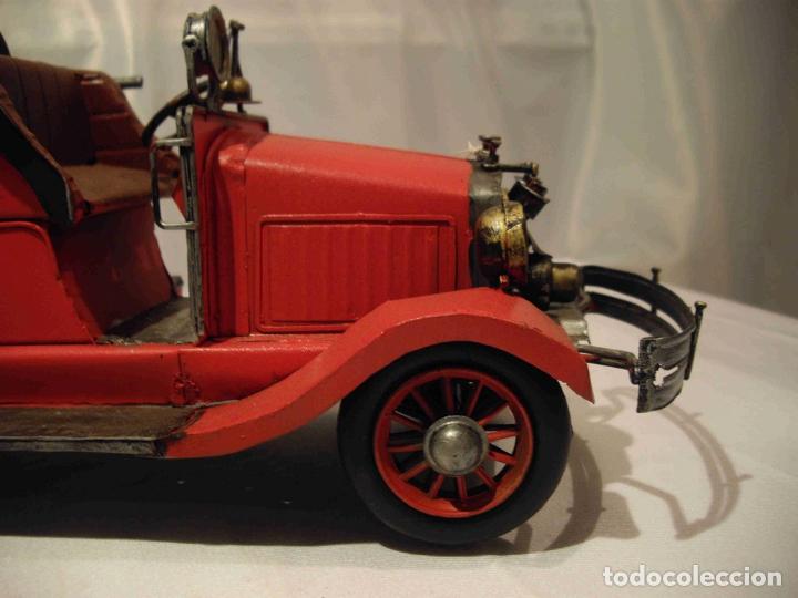 Antig&uuml;edades: COHCHE BOMBEROS LATON - Foto 2